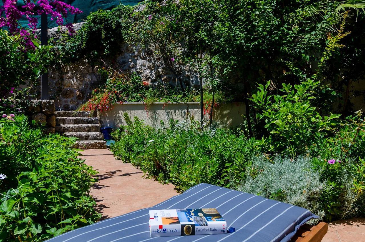 Private Garden Apartment Ντουμπρόβνικ Εξωτερικό φωτογραφία